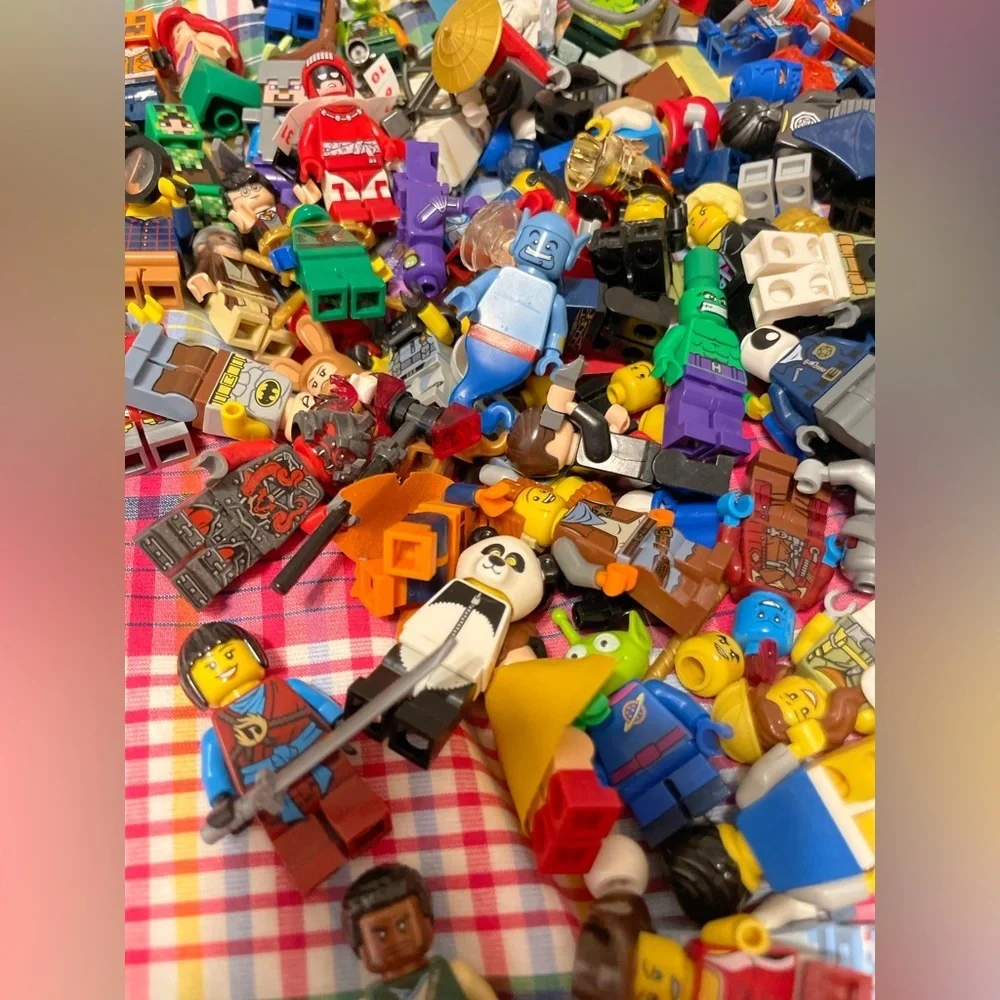 HUGE LOT OF LEGO MINI FIGURES Star Wars Lego Movie Marvel Minecraft Banana‎ man